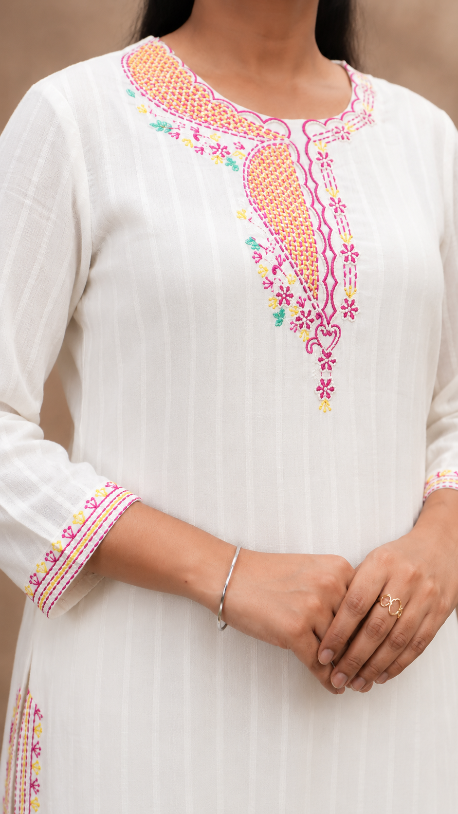 WHITE VISCOSE EMBRODERY HAND WORK KURTA SUIT SETS