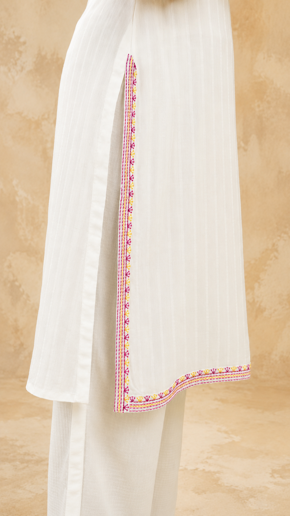 WHITE VISCOSE EMBRODERY HAND WORK KURTA SUIT SETS