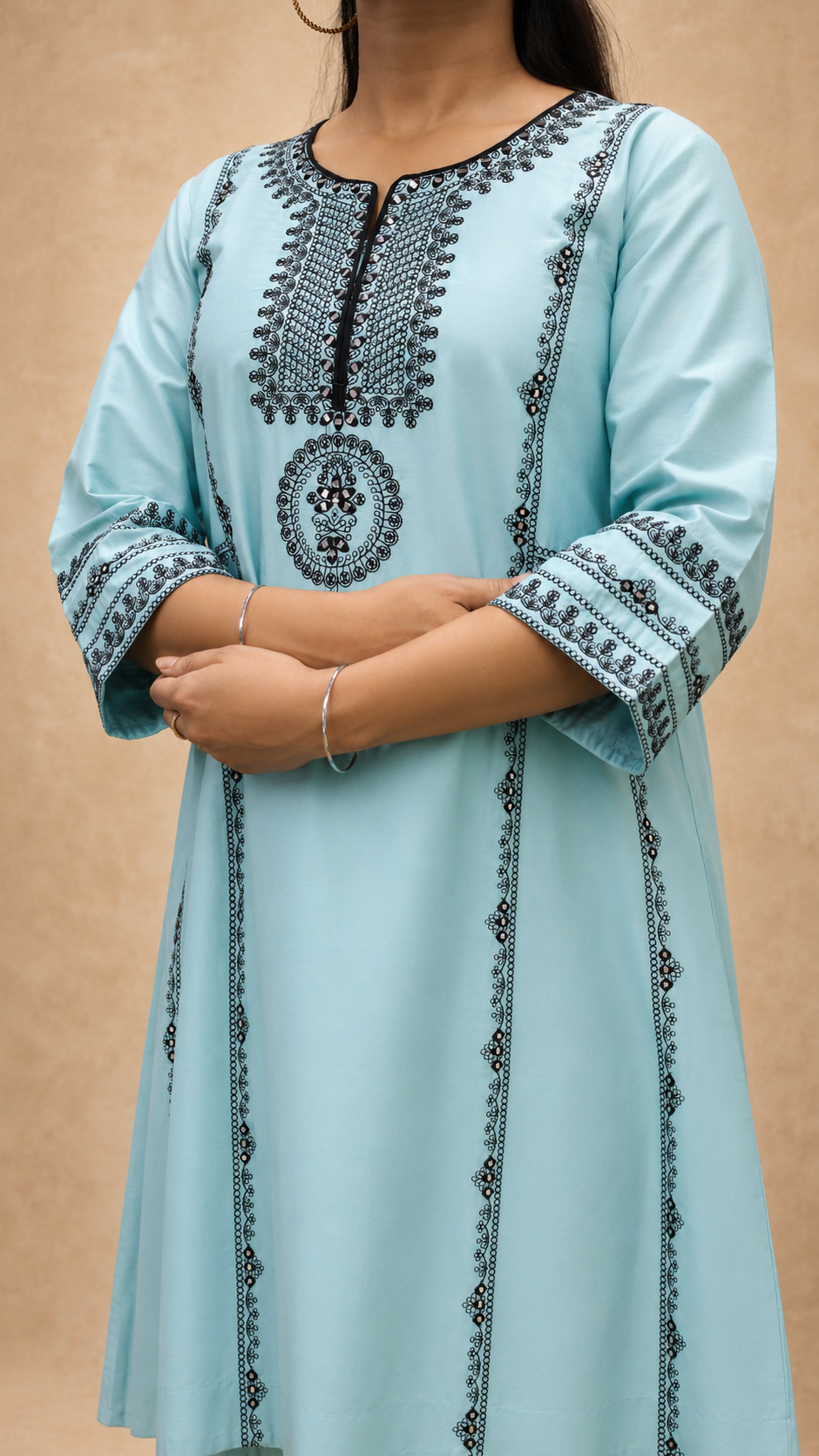 BLUE EMBEROIDERY FLAREAD KURTA SUT SET