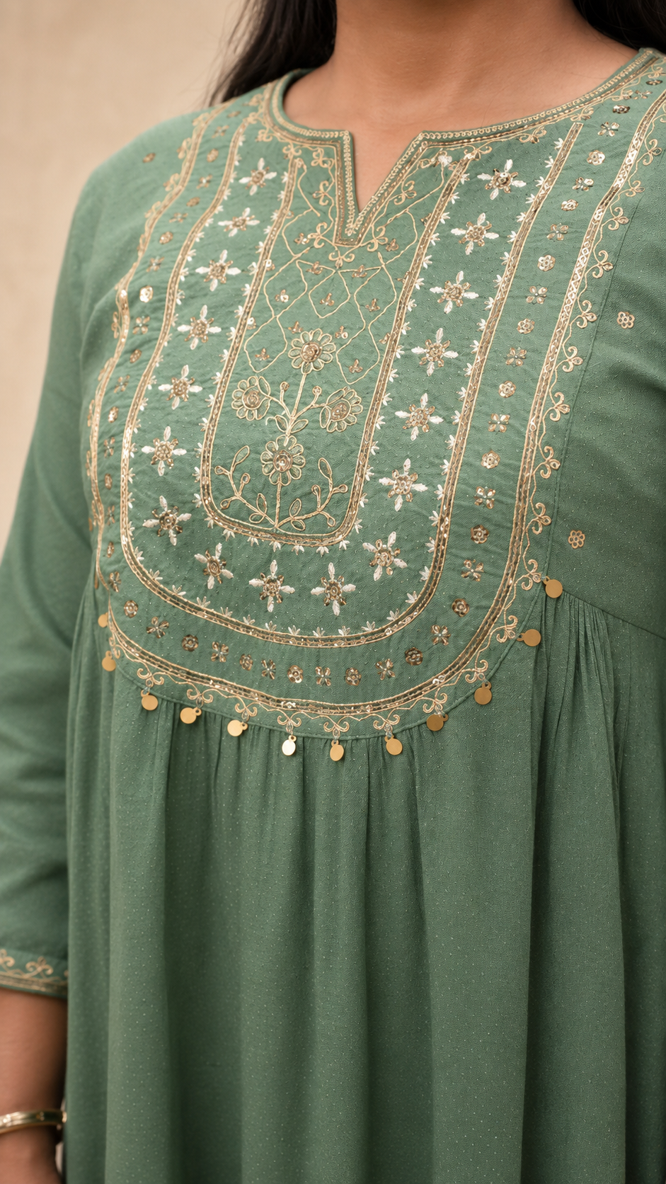GREEN VICOSE EMBEROIDERY FLAREAD KURTA SUT SET